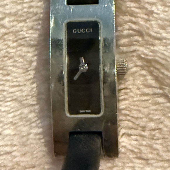 Gucci Black and Silver Rectangular Watch - Picture 1 of 10